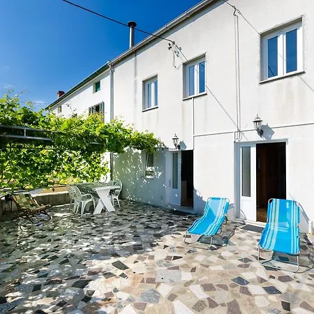 House Branka Holiday home *
